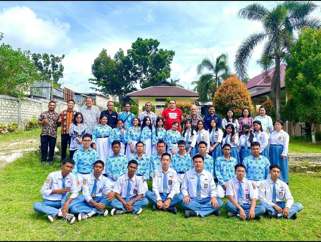 Kunjungan Internasional: Superior General Bruder FSF dari Spanyol Sambangi SMA Swasta Katolik Santo Aloysius Gonzaga