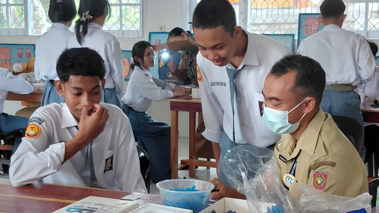 Jaga Kesehatan Warga Sekolah, SMA Swasta Santo Aloysius Gonzaga Gelar Penjaringan Rutin Bersama Puskesmas Madurejo